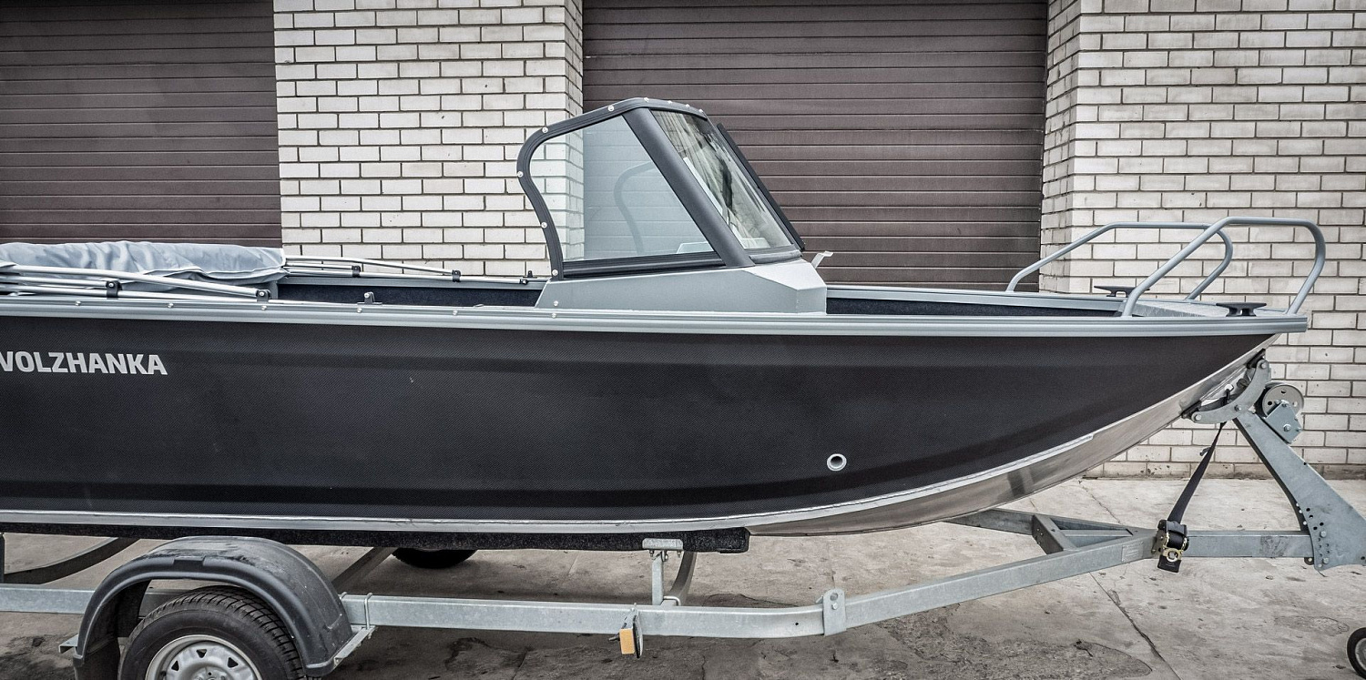 (2019) Волжанка 46 Фиш Ветровое стекло Auto с боковиной Фиш, Ходовой и транспортировочный тент